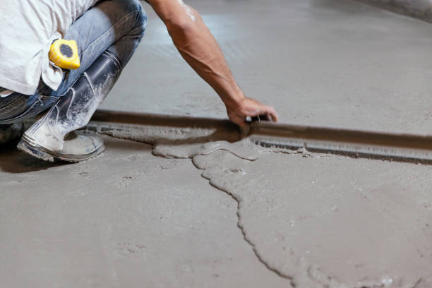 Best Concrete Sidewalk Installation  in Lexington, MO